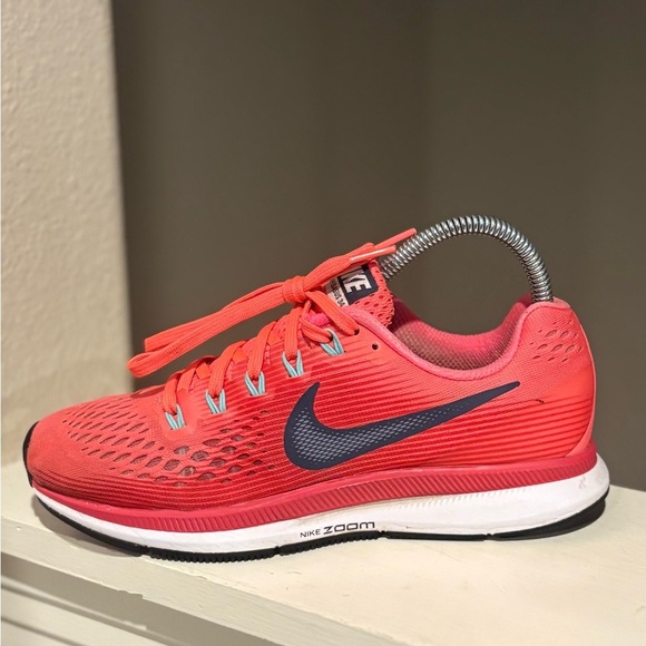 Nike Air Zoom Pegasus 34 Running Shoes Hot Punch Women's Sz 6.5 - Picture 7 of 10